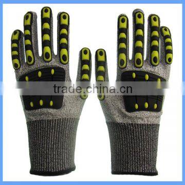 CE EN388 13g seamless HPPE knitted nitrile sandy finish TPR glove for Engineering