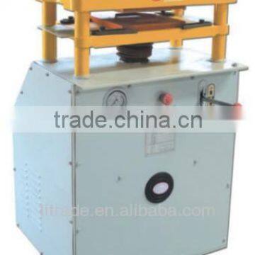 Automatic splitting machine, stamping press