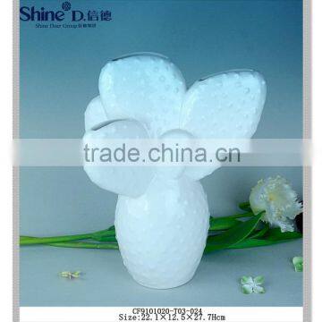 white porcelain cactus for home decoration
