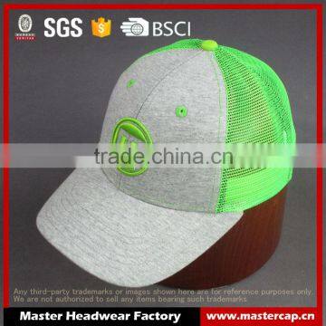 Custom High quality green 6- panel trucker cap with Embroidered badge