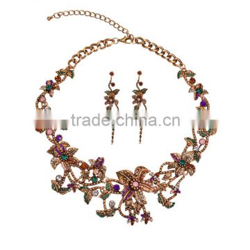 Latest Arrival trendy style women pendant necklace made in china