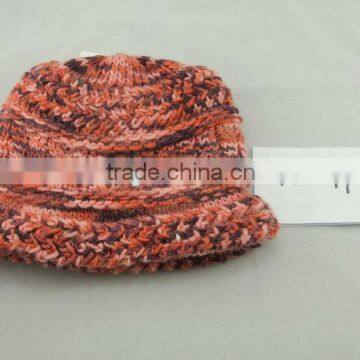 30% wool 70% acrylic knitted beanie