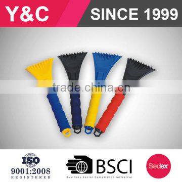 Promontional Car window plastic ice scraper with sponge sheath