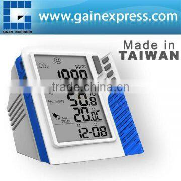 Made in Taiwan/ Digital Wall mount / Desktop Carbon Dioxide CO2 Temperature RH data logger