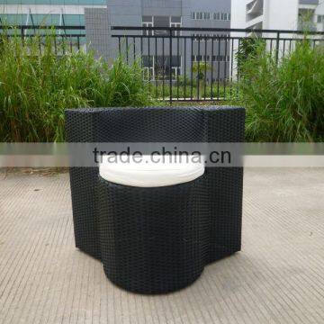 Outdoor Garden Furniture Round Wicker Table photo-4