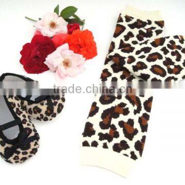 2016Factory Price Soft Sole Newborn Baby Prewalker Infant Baby Shoes photo-3