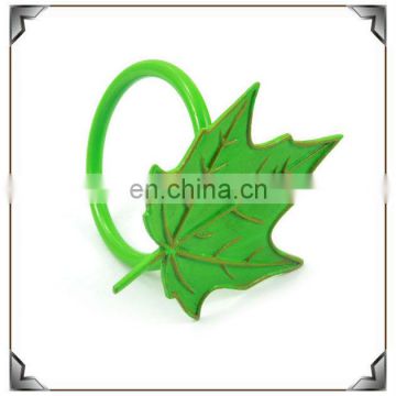 2014 newest zinc alloy enamel maple leaf shape napkin ring