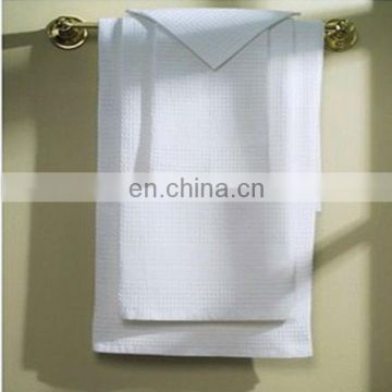 Absorbent Luxury waffle weave bath towel in linen color