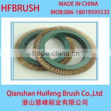 Plastic core wire brush