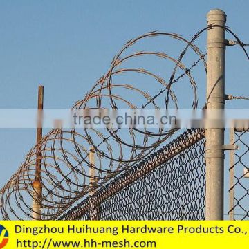 Barbed wire Chain Link Fence