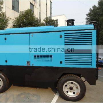 Portable diesel engine rotary screw type air compressor for exploratory drilling