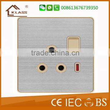 2015 Hot Sale Wallpad Push Button Random Click Switch 15A 110~250V LED Indicator Luxury UK Wall Light Switch Panel 1 Gang 3 Pin