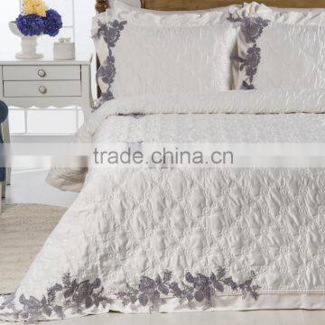 MARILOU BEDSPREAD SET OF 4 PCS / BEDDING