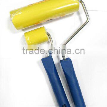 Rubber handle foam painting brush roller