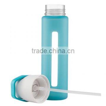 Factory price glass water bottle with silicone cover 18oz custom made colors