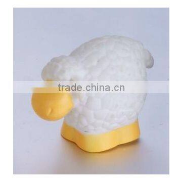 Wholesale eco-friendly rubber sheep design animal bath floating tub baby toy