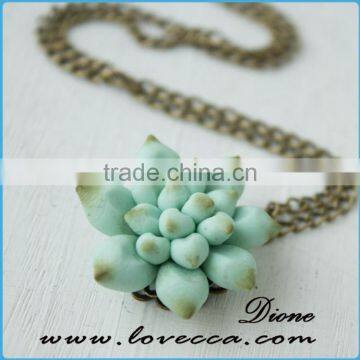 Small Pendant Succulent Pendant Wholesale 4 cm Mini Succulent Plants Arrangement Succulent Jewelry photo-3