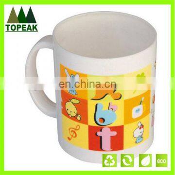 Wholesale plastic drinking cup with handle plastic promotion water cup gift