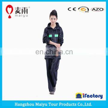 High Quality Hot Sale Balck Reflective Pvc Raincoat for Women photo-4