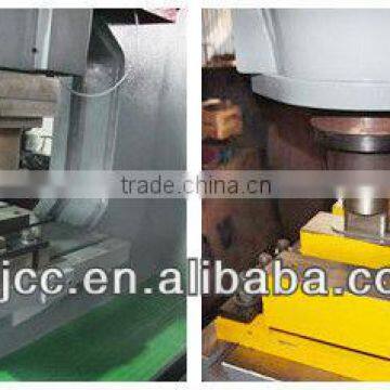 Hydraulic hole punching machine