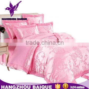 Embroidered Pattern and 4 pcs Quantity Bedding