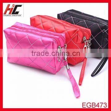 China Supplier Online Promotional Wholesale fashion pu hanging cosmetic bag