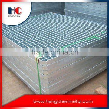 Drainage channel stainless steel construction concrete grating