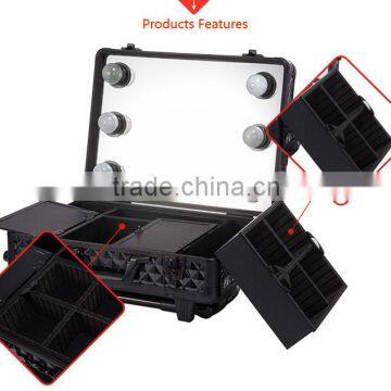2016 New Arrival Shinny Professional Travel Kit Box Portable Makeup Station With Lights