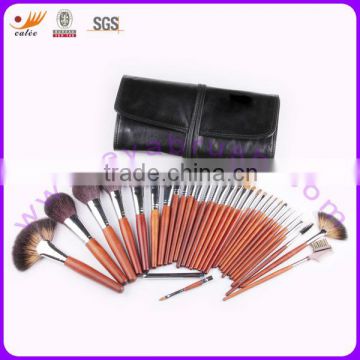 32pcs Professional Makeup Brush Set with Wooden Handle and Copper Ferrule