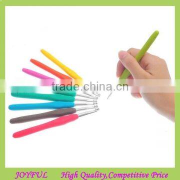 Factory sale 9 Pcs Color Coded Crochet Hook Set with plastic case