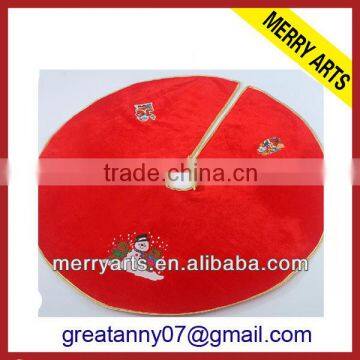 China Manufacturer cheap wholesale handmade red christmas tree skirts