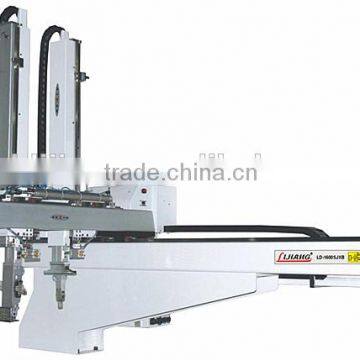 Injection molding robot robotic Arm for plastic molding machine Labeling machine