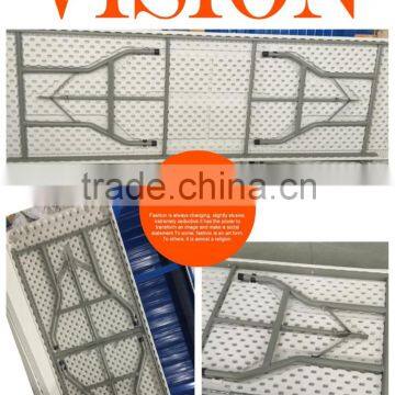 Plastic banquet folding solid table