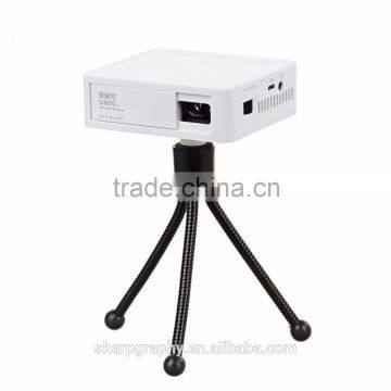 In Stock!!!UNIC Cheap and High Quality Mini DLP Short Focal HD Projector Micro USB Projectors for Laptop photo-4