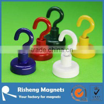 Strong spraying colorful magnetic hook