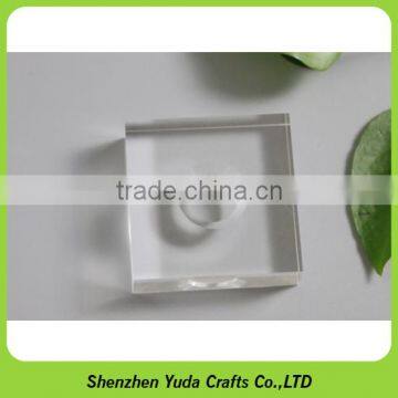 elegant bright light luminous high clear acrylic plexiglass perspex cube block