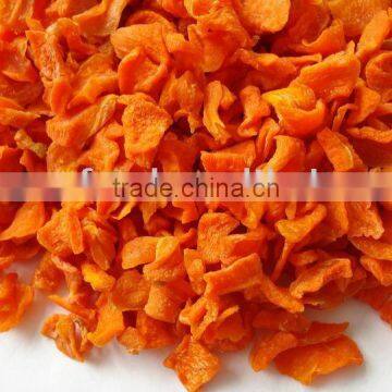 Dehydrated Carrot Flakes 10x10x3