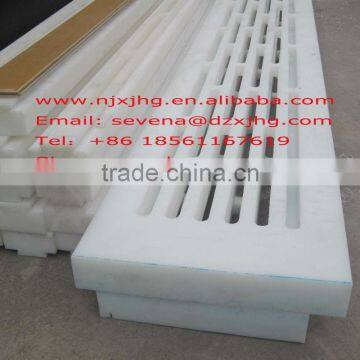 UHMW-PE dewatering elements for paper machine