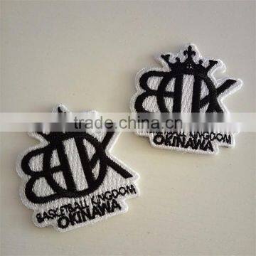 factory cheap custom embroidery patches for clothing