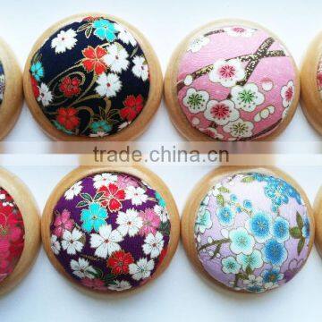 New Design TOP Quality Pin Cushion With Wooden Base OEM Service photo-4