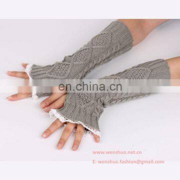 Winter Lady's Cute Wristbands Warm Mitten Gloves photo-2