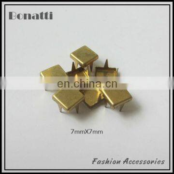 4 claw nail for garment