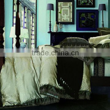 SATIN/YARN-DYED JACQUARD DUVET COVER