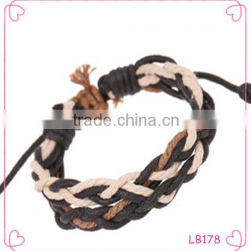 The woven handmade friendship bracelets Korea new style bracelet                        
                                                Quality Choice