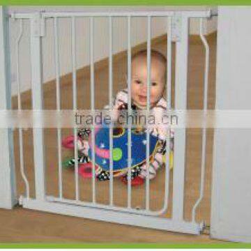 Metal safety pet friendly baby gate