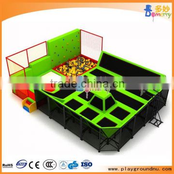 2016 China Amazing kids game indoor soft trampoline used playground