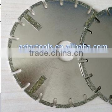 Electroplated diamond saw blade