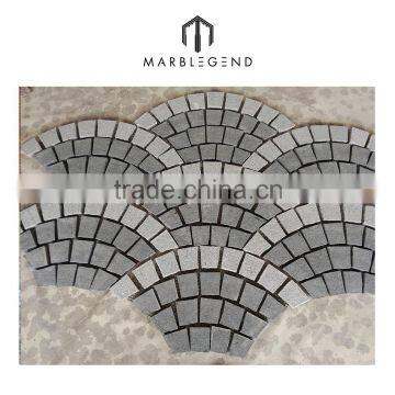 Castle garden floor use naturale curved paving stone edging