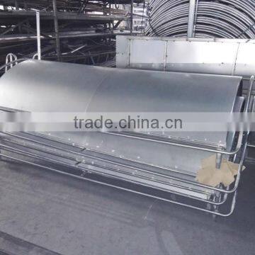 Hot Sale Heavy Duty Square Cattle Hay Feeder With Roof for Livestock