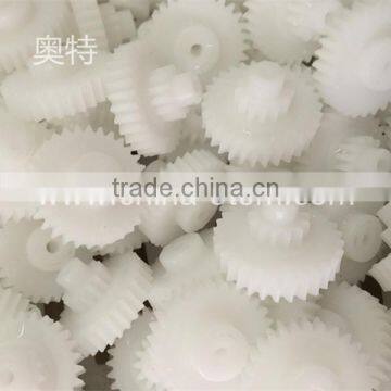 High Hardness Chemical Resistance POM Pinion Gear photo-2